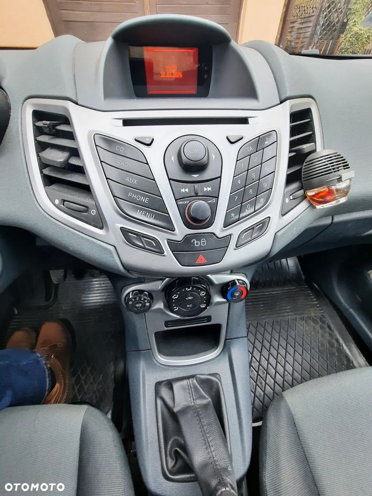 Ford Fiesta 1.25 Trend - 6