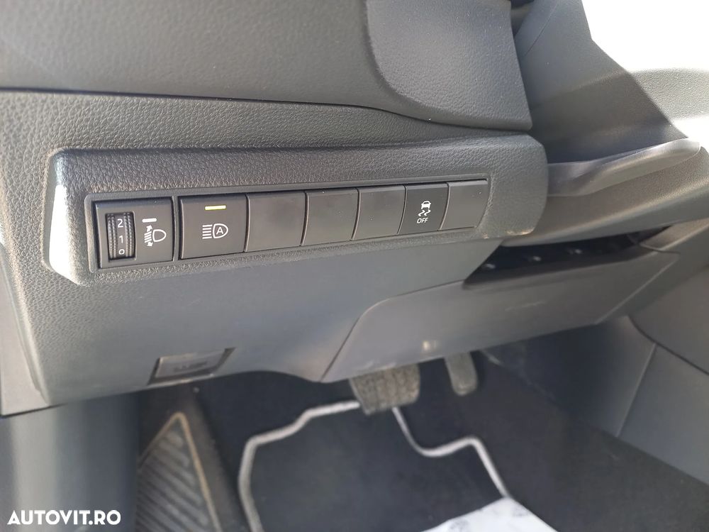 Toyota Corolla 1.8 HSD Eco - 17