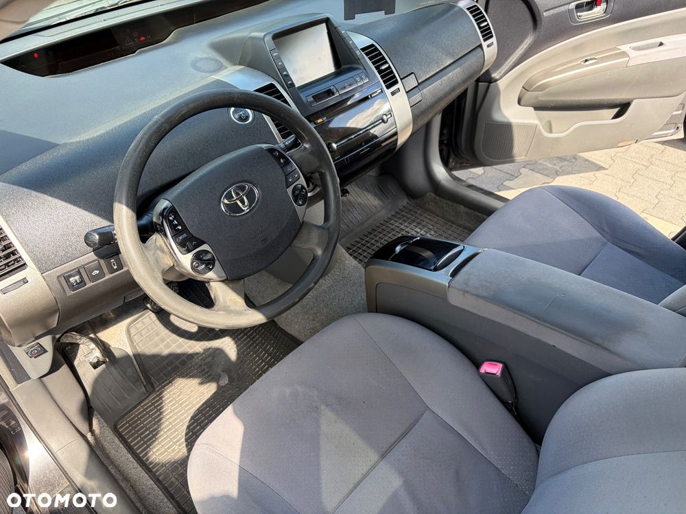 Toyota Prius 1.5 VVT-i Prestige - 13