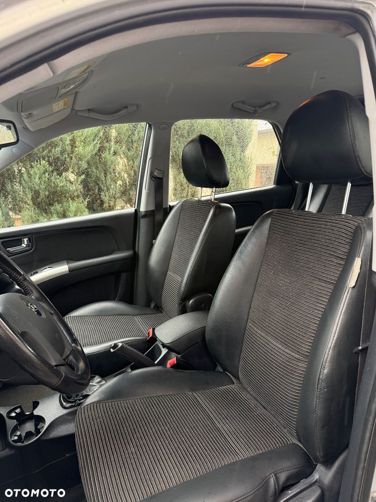 Kia Sportage 2.0 Expedition + - 21