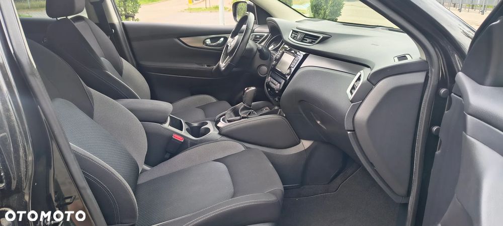 Nissan Qashqai 1.2 DIG-T N-Connecta Xtronic - 10