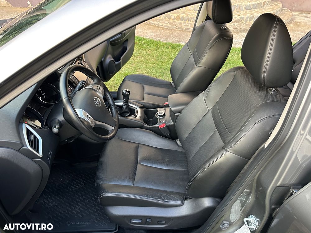 Nissan X-Trail - 10