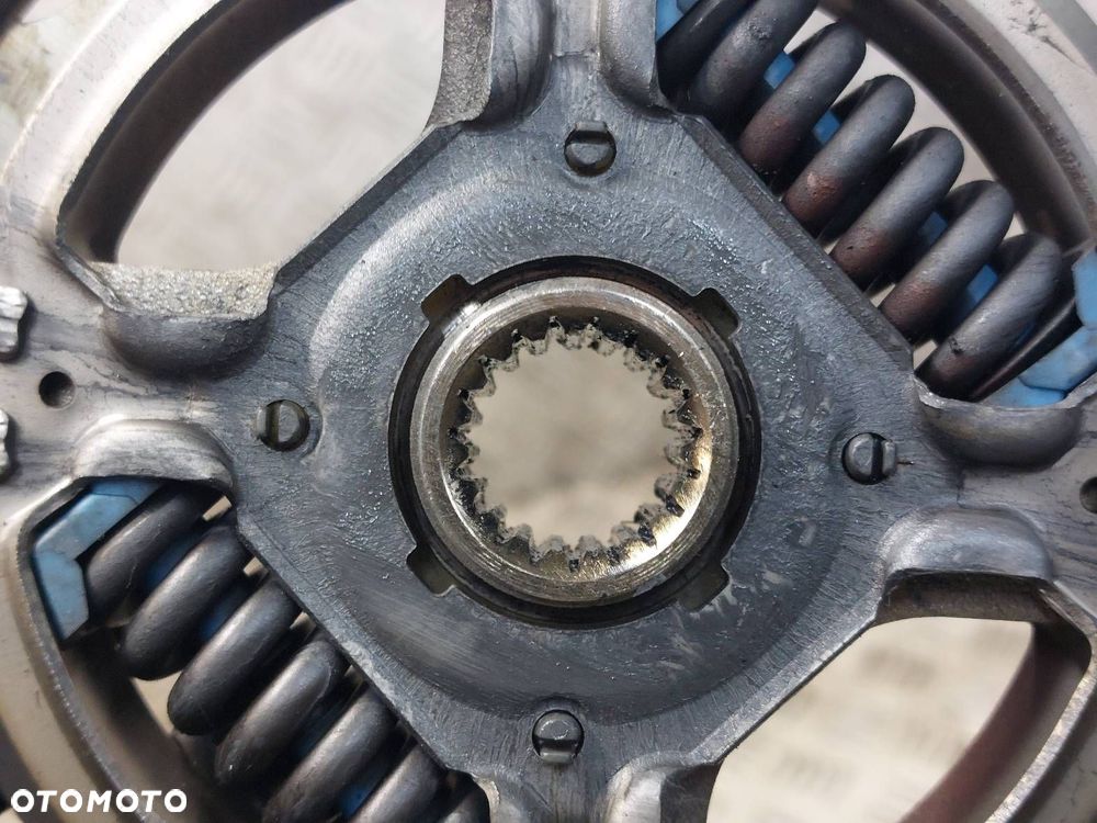 SPRZĘGŁO TARCZA + DOCISK + ŁOŻYSKO OPOROWE TOYOTA YARIS I 1.0 16V - 3