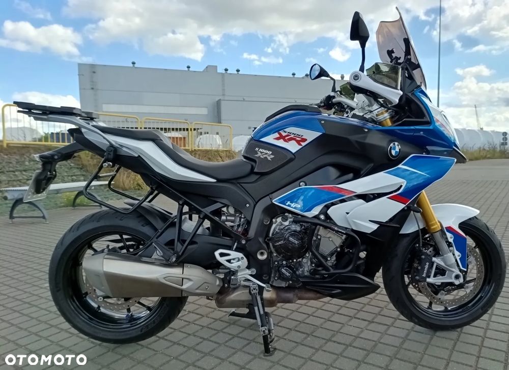 BMW XR - 4