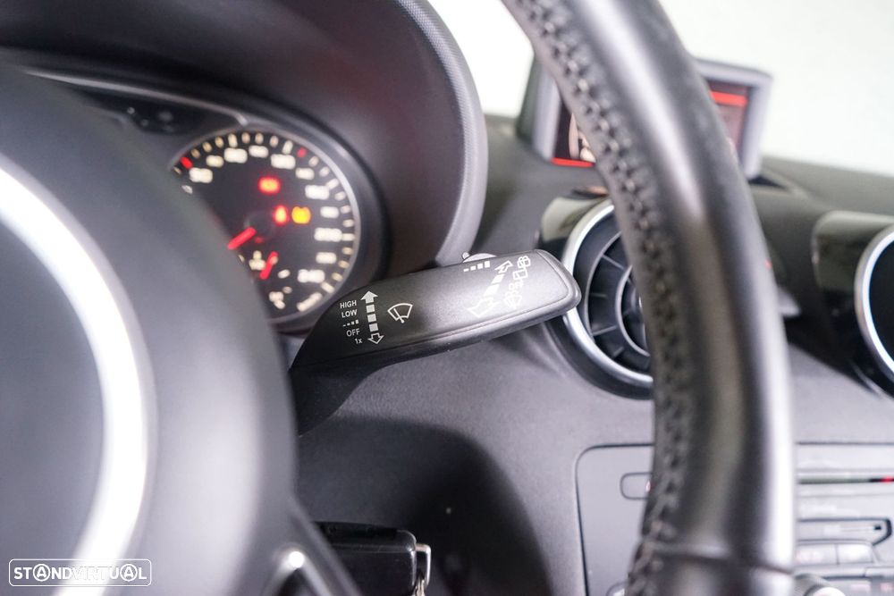 Audi A1 1.6 TDI Ambition - 24