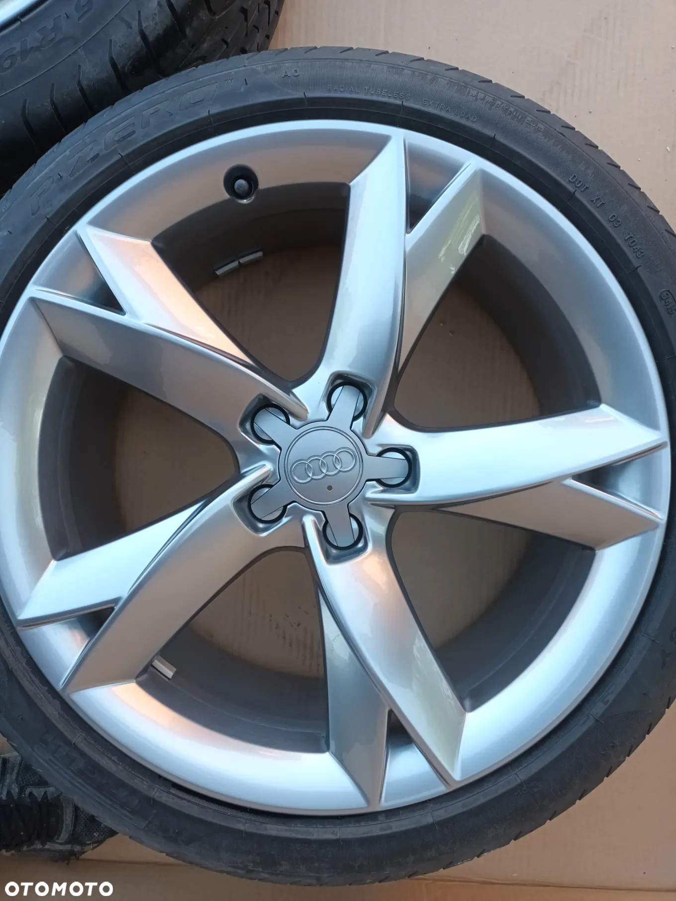 Koła 19 cali Audi A5 8T A4 OPONY Pirelli Pzero 255/35R19 felgi 8T0601025CK 24km - 17