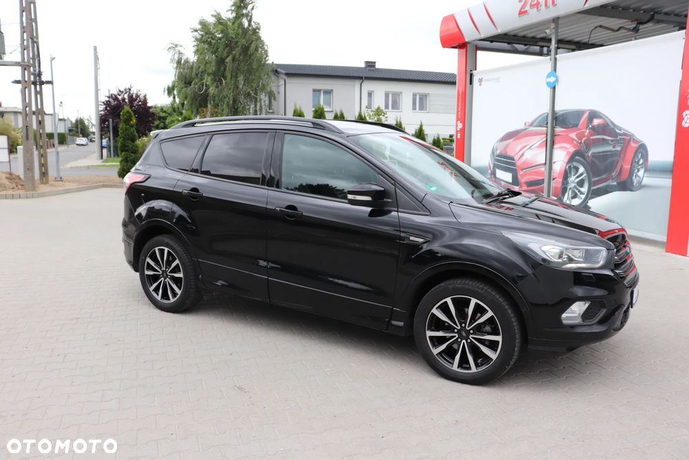 Ford Kuga 1.5 EcoBoost 2x4 ST-Line - 10