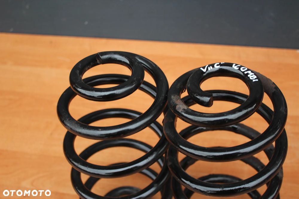 SPRĘŻYNY TYŁ TYLNE OPEL VECTRA C KOMBI KOMPLET - 2