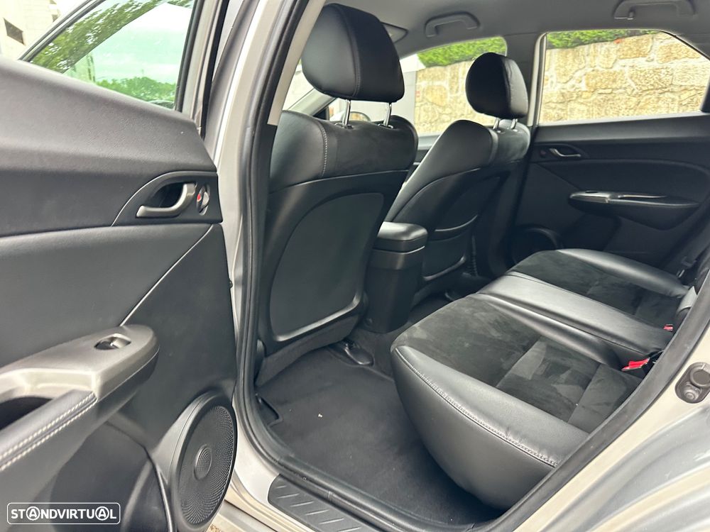 Honda Civic 1.4 i-VTEC Sport Edition - 24
