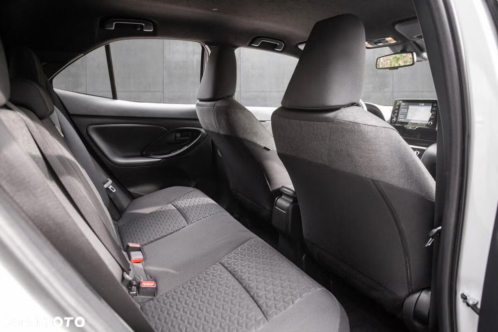 Toyota Yaris Cross Hybrid 1.5 Active - 16