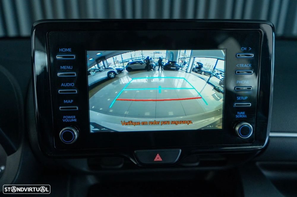 Toyota Yaris 1.5 HDF Comfort Plus - 22