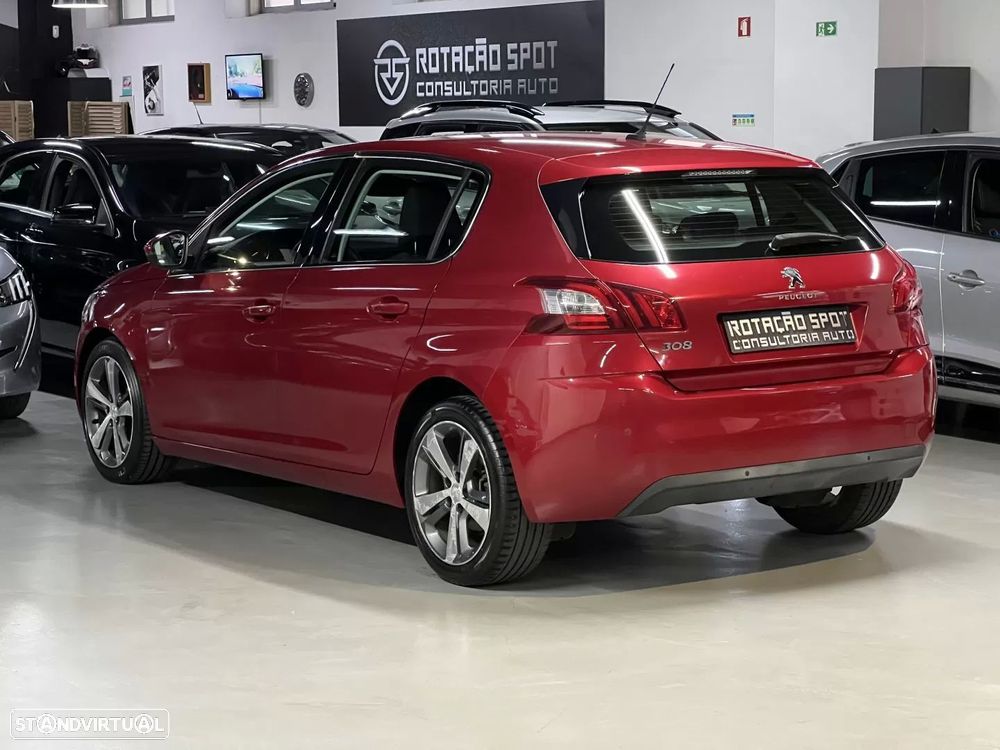 Peugeot 308 1.2 PureTech Style J17 - 19