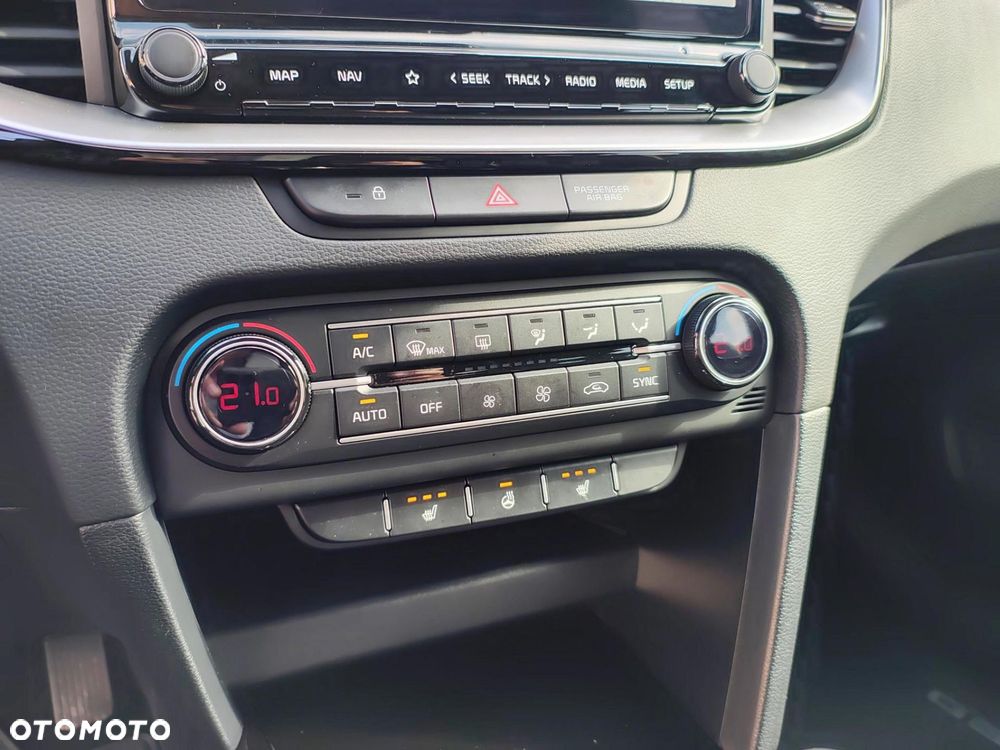Kia Ceed 1.5 T-GDI Tribute - 26