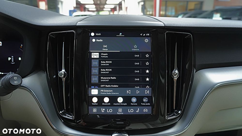 Volvo XC 60 B4 D AWD Momentum - 21