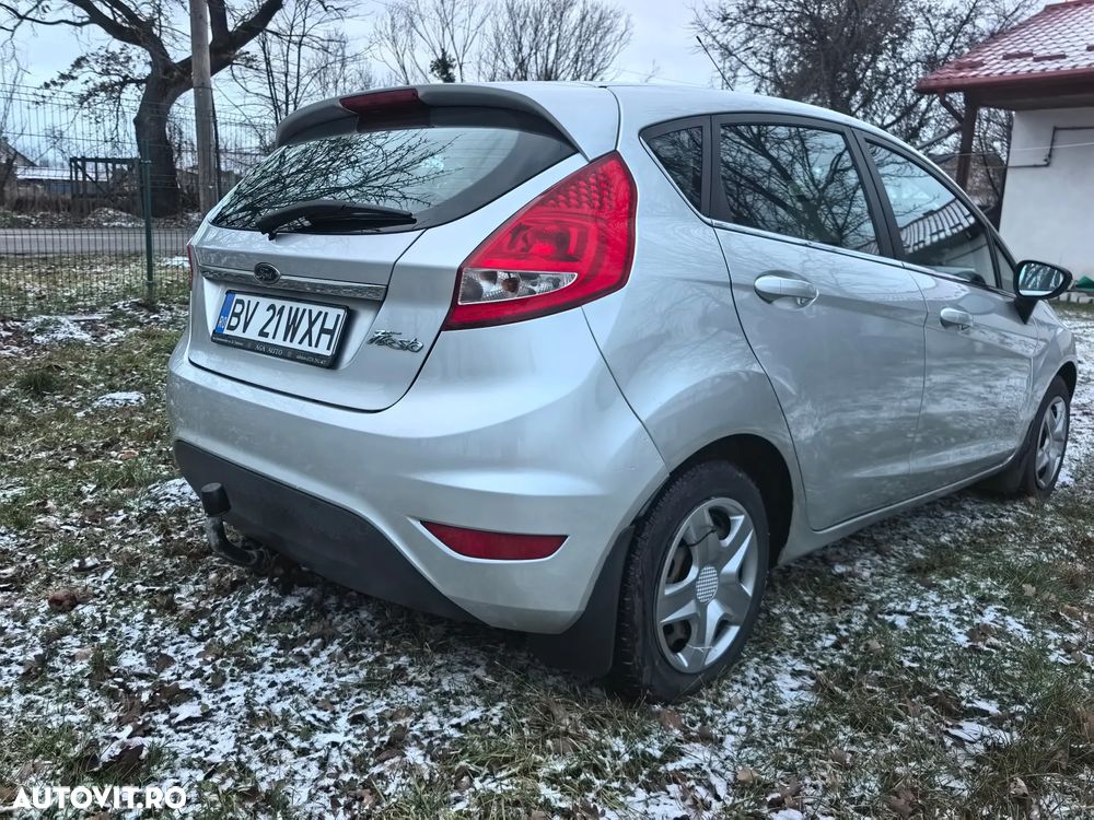Ford Fiesta - 5