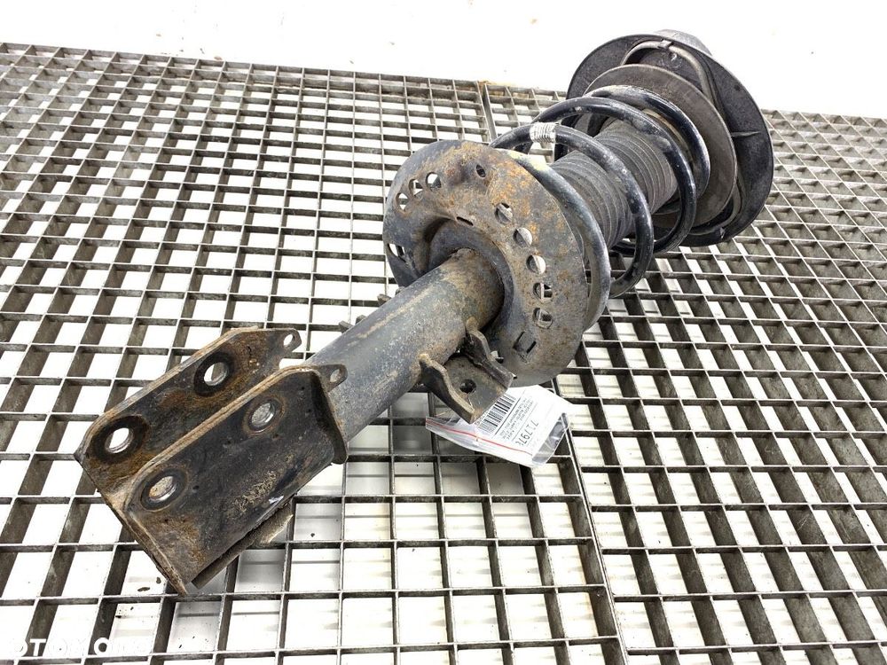 AMORTYZATOR LEWY PRZÓD  MERCEDES-BENZ KLASA E (W212) 2009 - 2016 E 250 CDI / BlueTEC 4-matic - 2