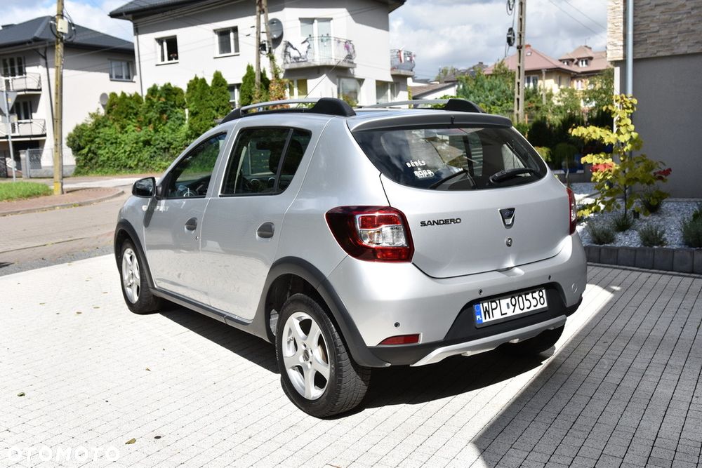 Dacia Sandero TCe 90 (S&S) Comfort - 4