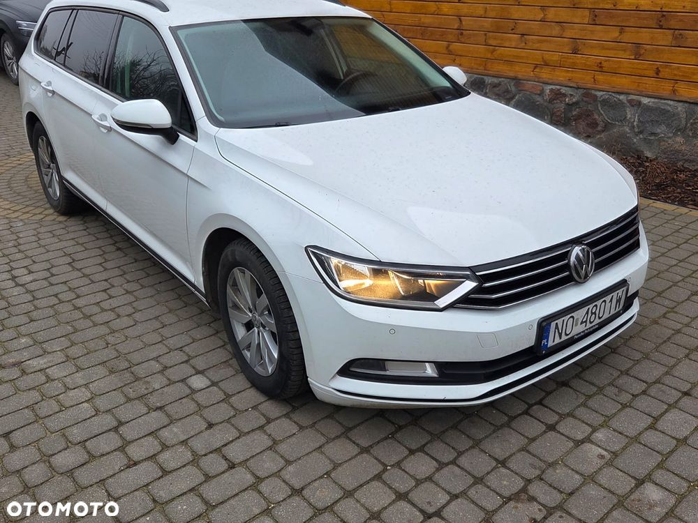 Volkswagen Passat 2.0 TDI SCR Comfortline DSG - 13