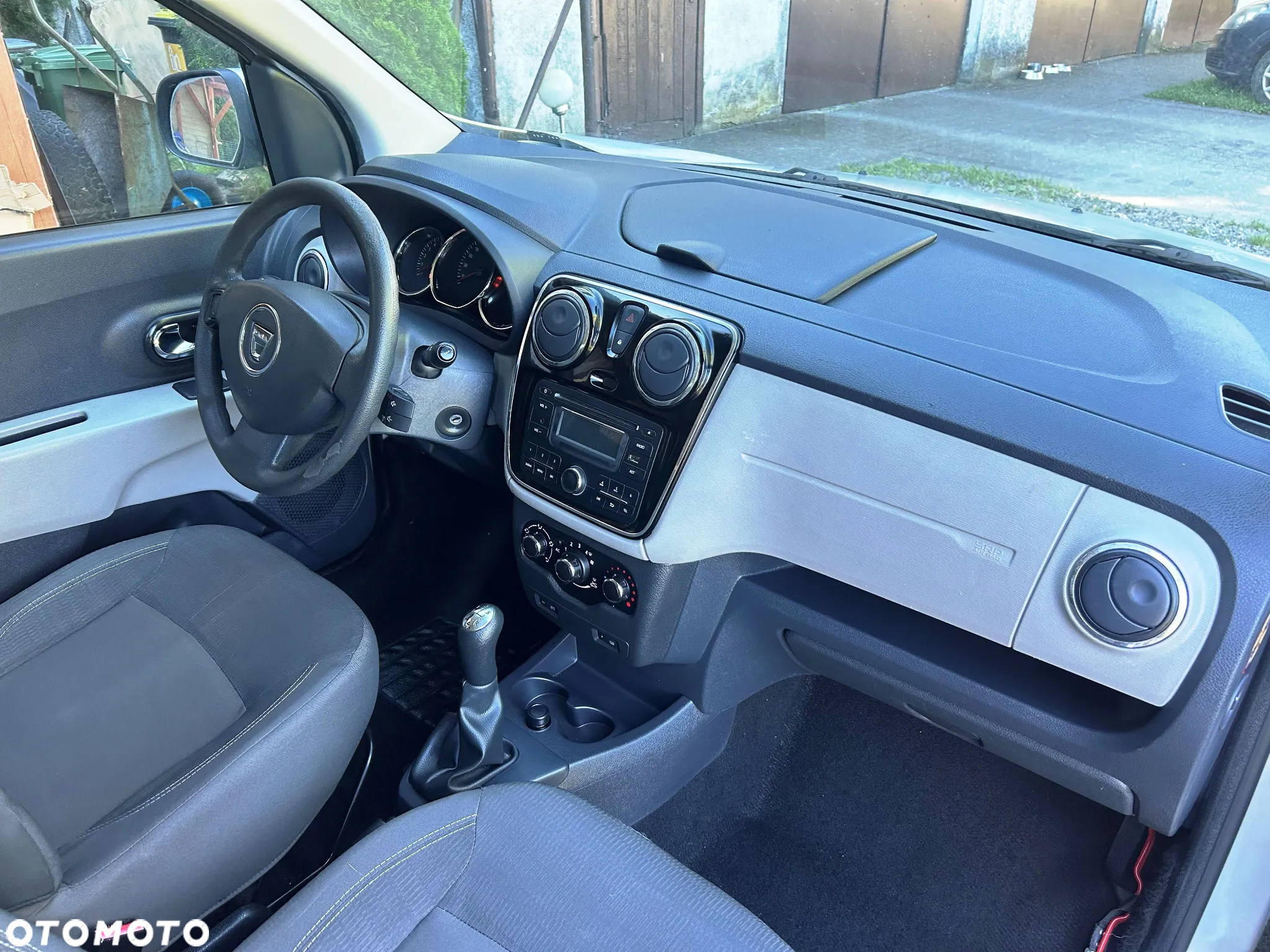 Dacia Lodgy dCi 90 Essential - 5
