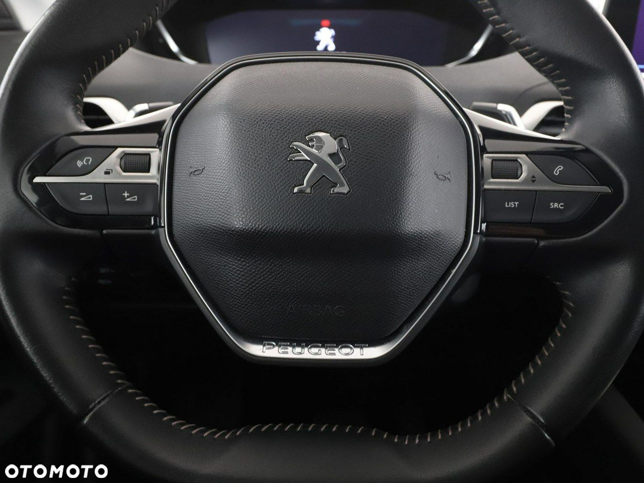 Peugeot 3008 1.2 PureTech Allure S&S EAT8 - 21