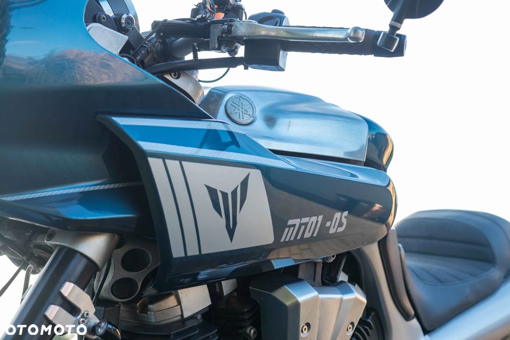 Yamaha MT - 16