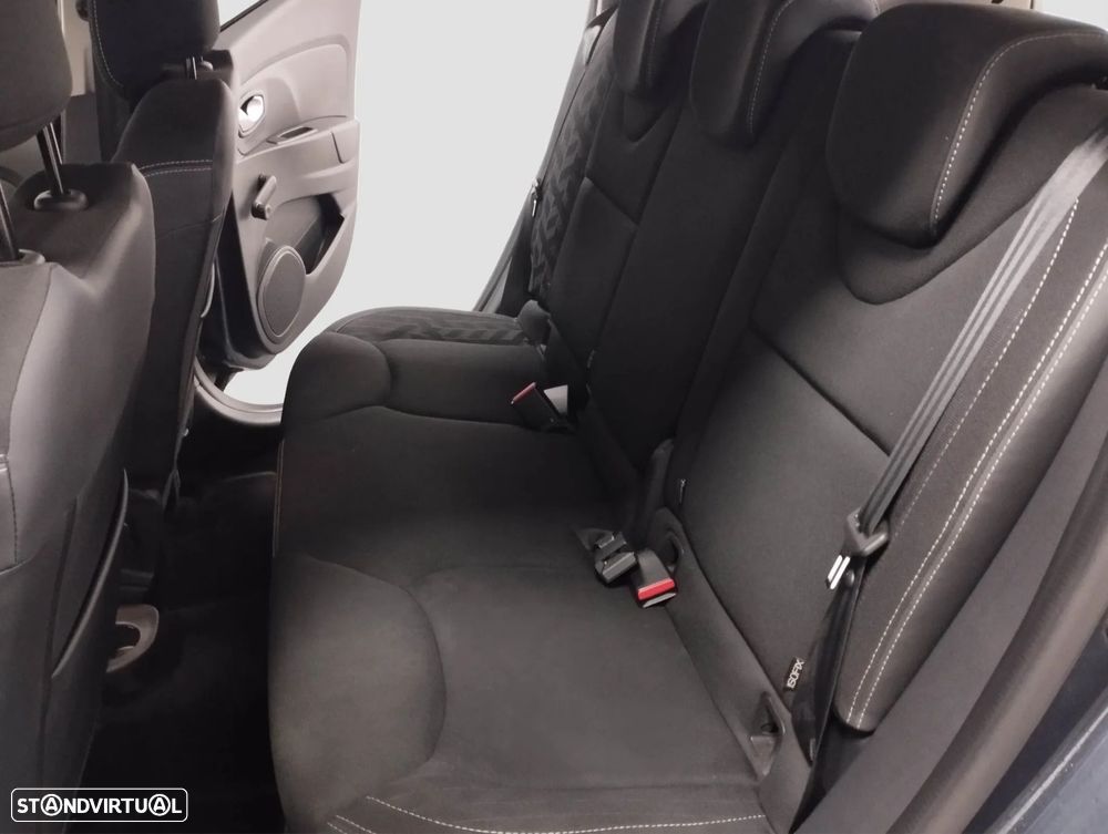 Renault Clio Sport Tourer - 8