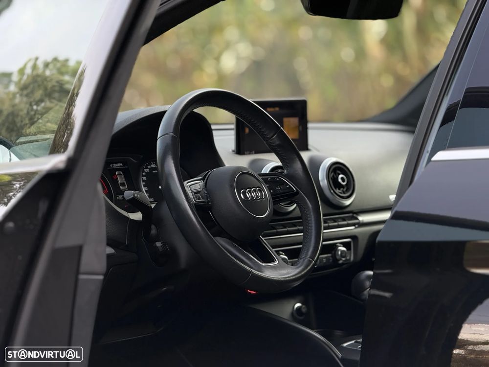 Audi A3 1.6 TDI S tronic - 11