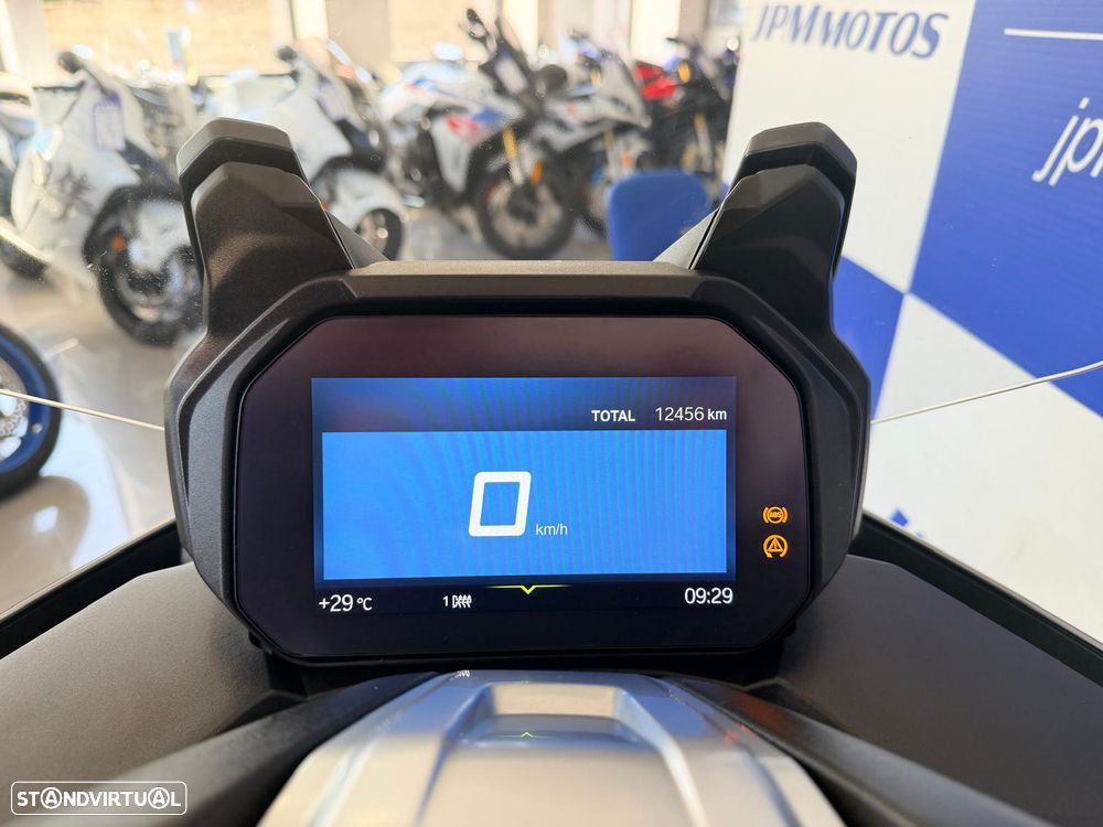 BMW C 400 GT - 4