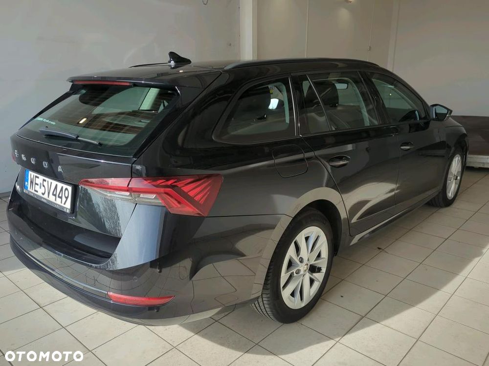 Skoda Octavia 2.0 TDI Ambition DSG - 2