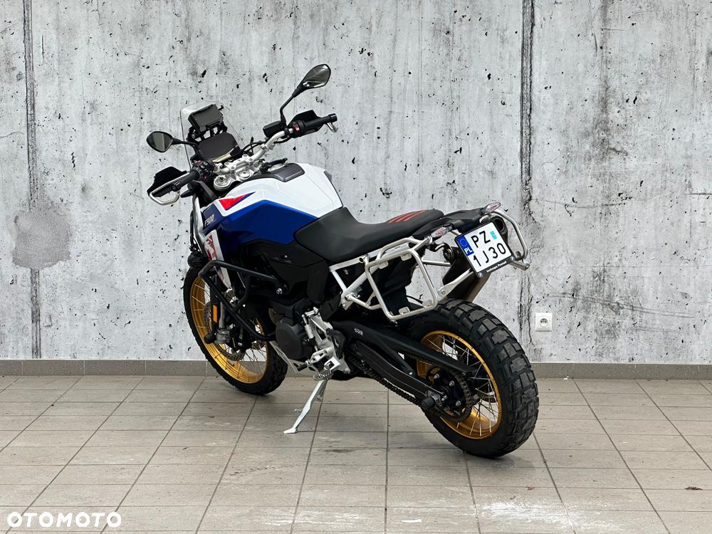BMW F - 6