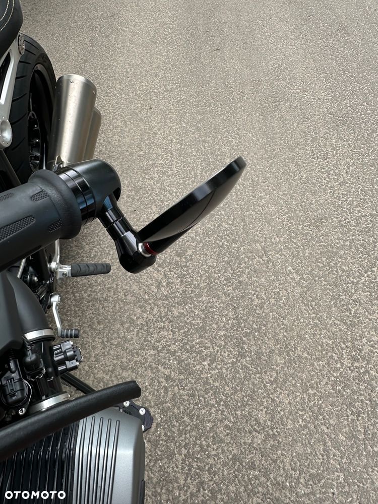 BMW R - 22