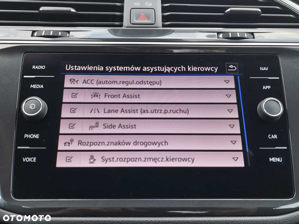 Volkswagen Tiguan Allspace 2.0 TDI Life 7os - 31