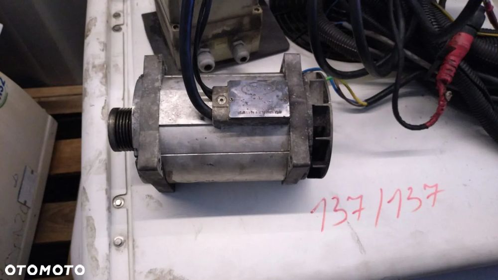 AGREGAT CHŁODNICZY CHŁODNIA CARRIER PULSOR 350 NR 137/137 - 3