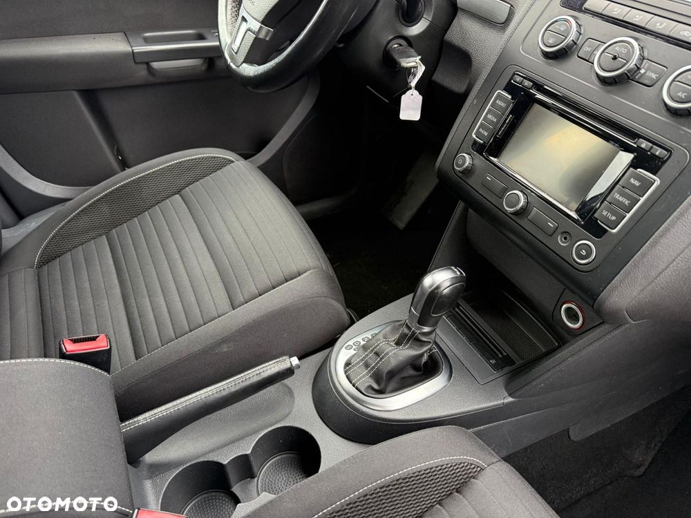 Volkswagen Touran 1.6 TDI SCR (BlueMotion Technology) DSG Comfortline - 11