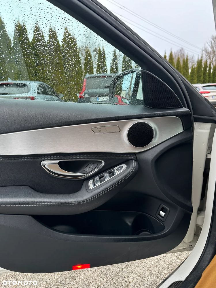 Mercedes-Benz Klasa C 180 7G-TRONIC - 14