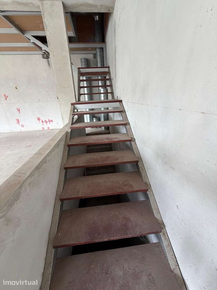 Espaço Comercial Nogueira, Maia - Grande imagem: 4/8