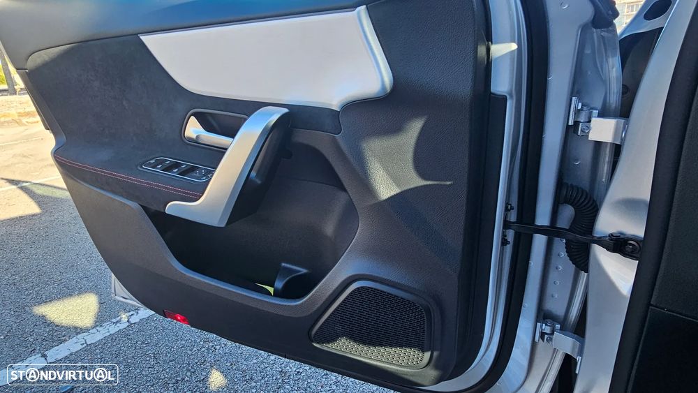 Mercedes-Benz A 45 AMG S 4Matic+ - 28