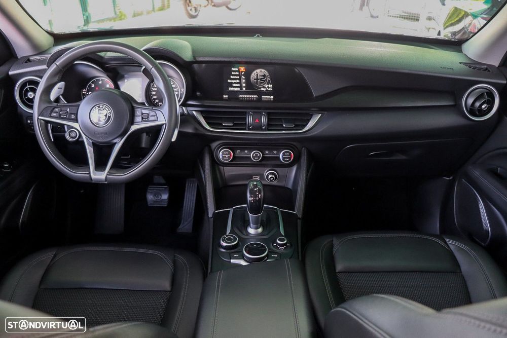 Alfa Romeo Stelvio 2.2 D Super AT8 - 13
