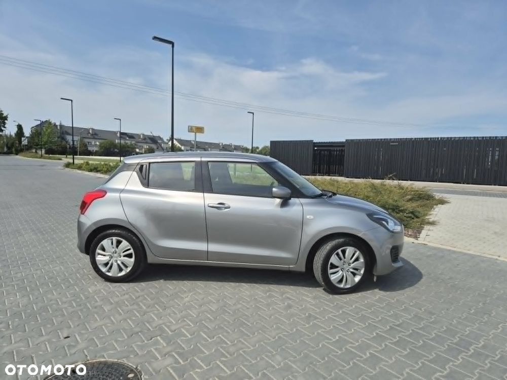 Suzuki Swift 1.2 Dualjet SHVS Premium - 4