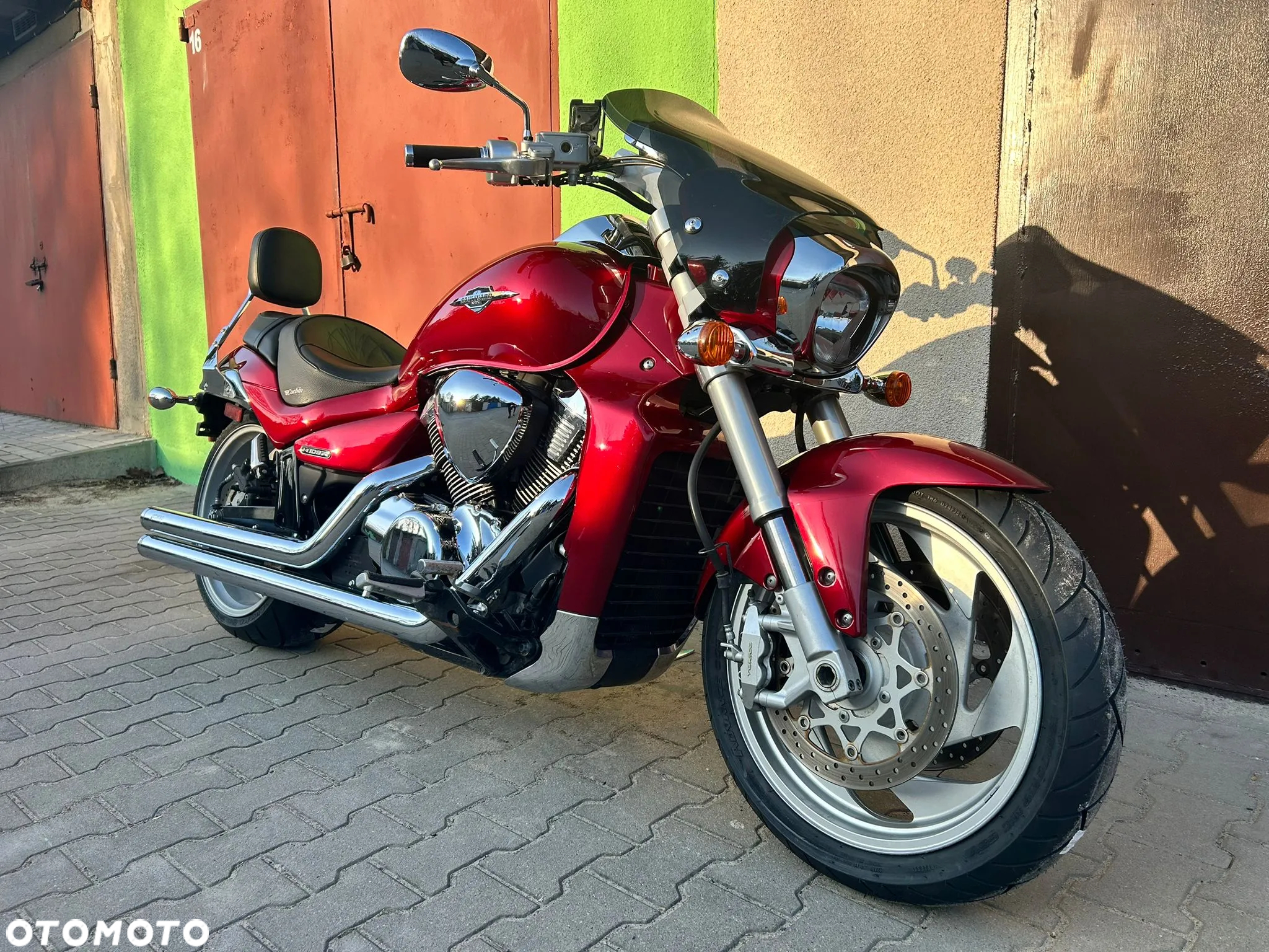 Suzuki Boulevard - 4