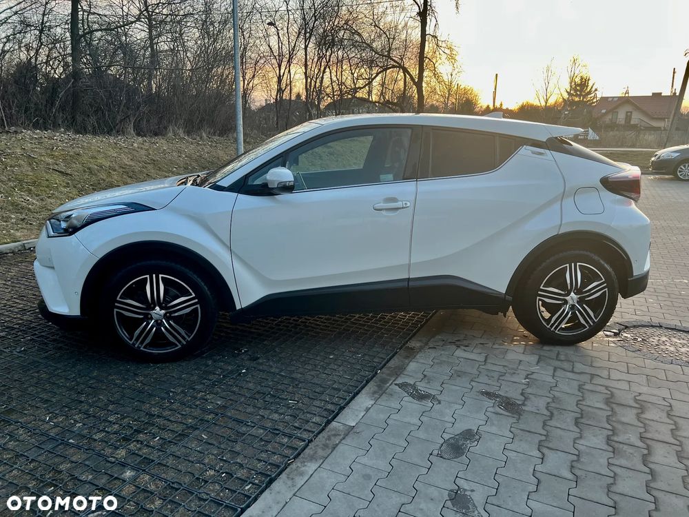 Toyota C-HR 1.2 T Prestige CVT - 4