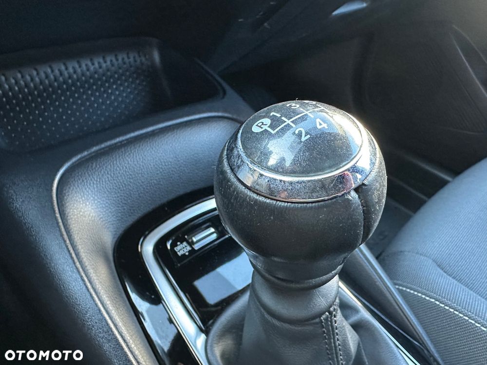 Toyota Corolla 1.2 T Comfort - 16