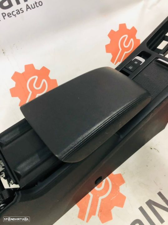 Consola Central VW Passat B8 (2017- - 4