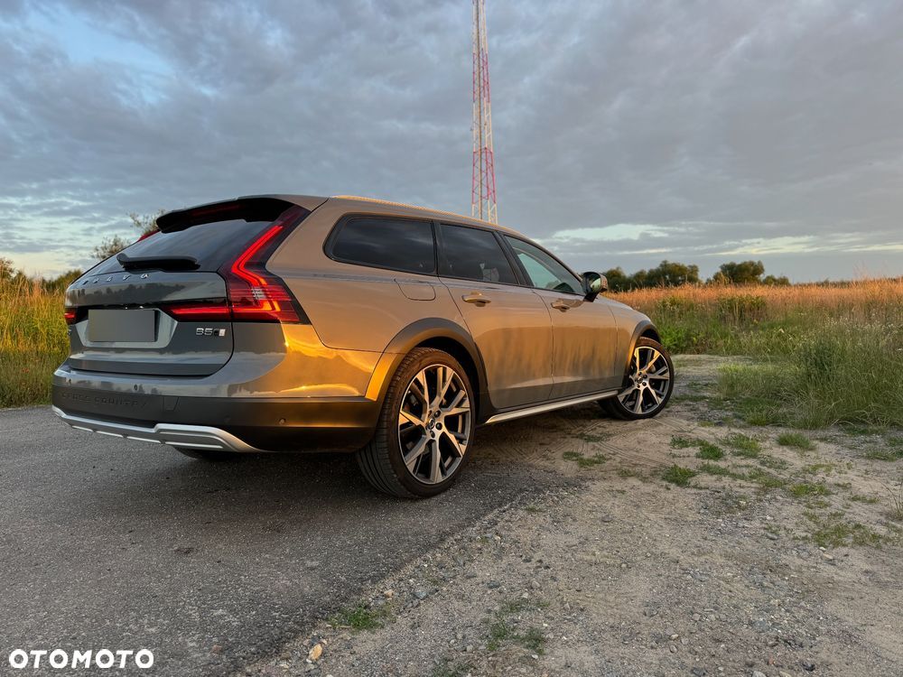 Volvo V90 Cross Country D5 AWD Pro - 7