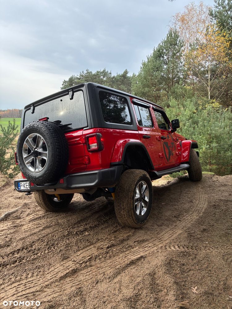 Jeep Wrangler Unlimited GME 2.0 Turbo Sahara - 13