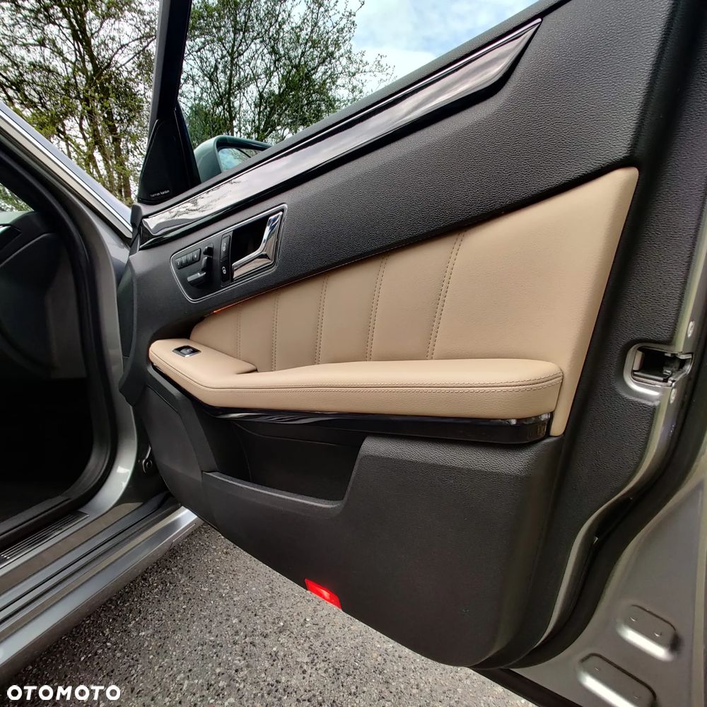 Mercedes-Benz Klasa E - 14