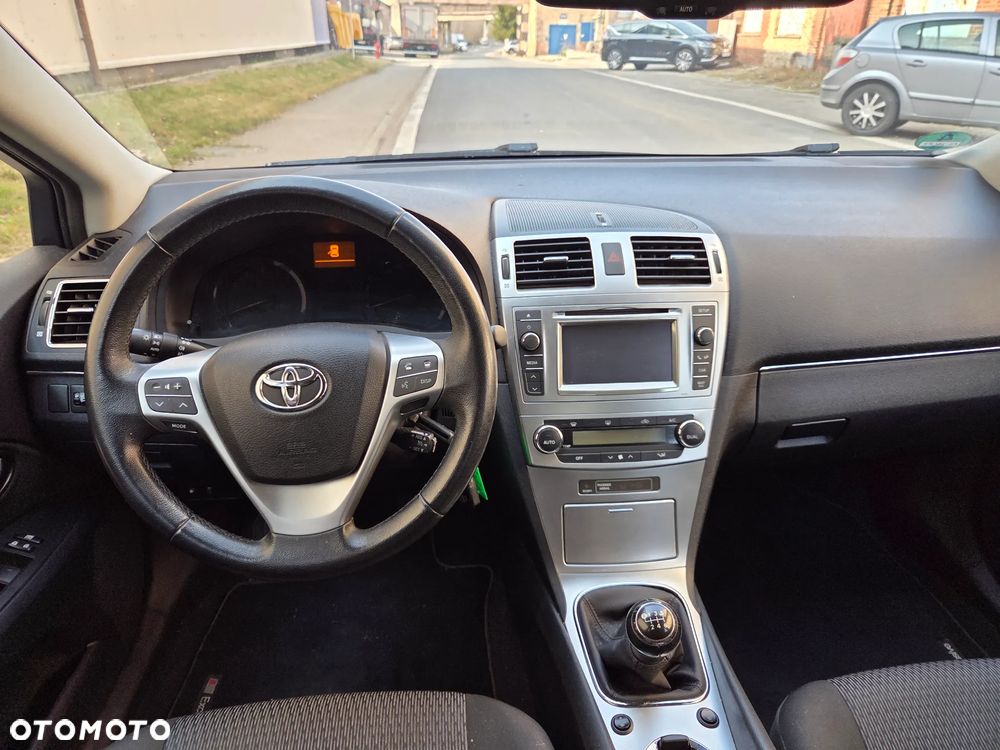 Toyota Avensis 1.8 Executive - 13