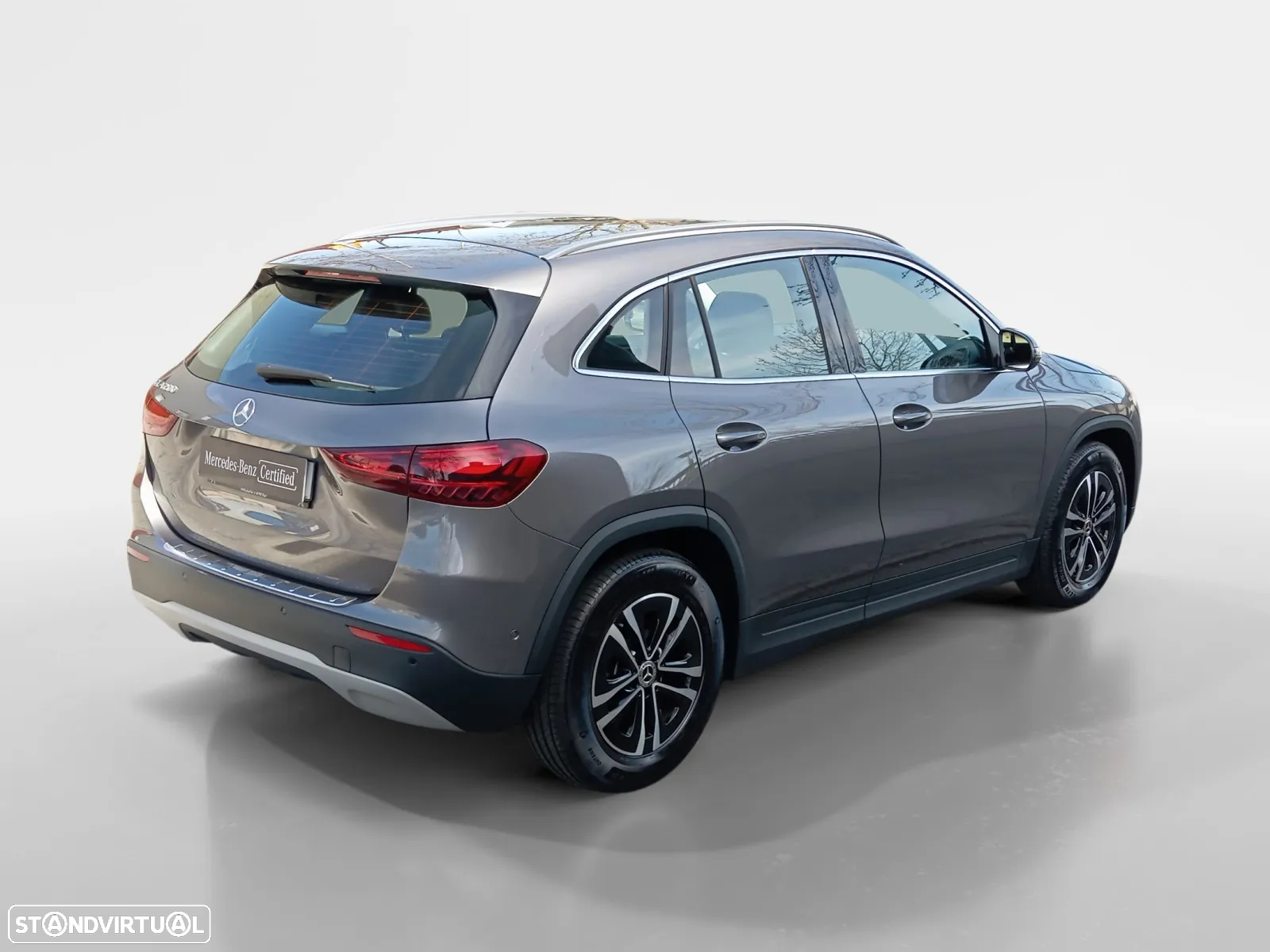 Mercedes-Benz GLA 200 Standard - 6