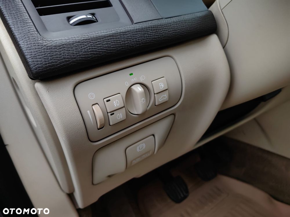 Volvo XC 60 D5 AWD Summum - 19