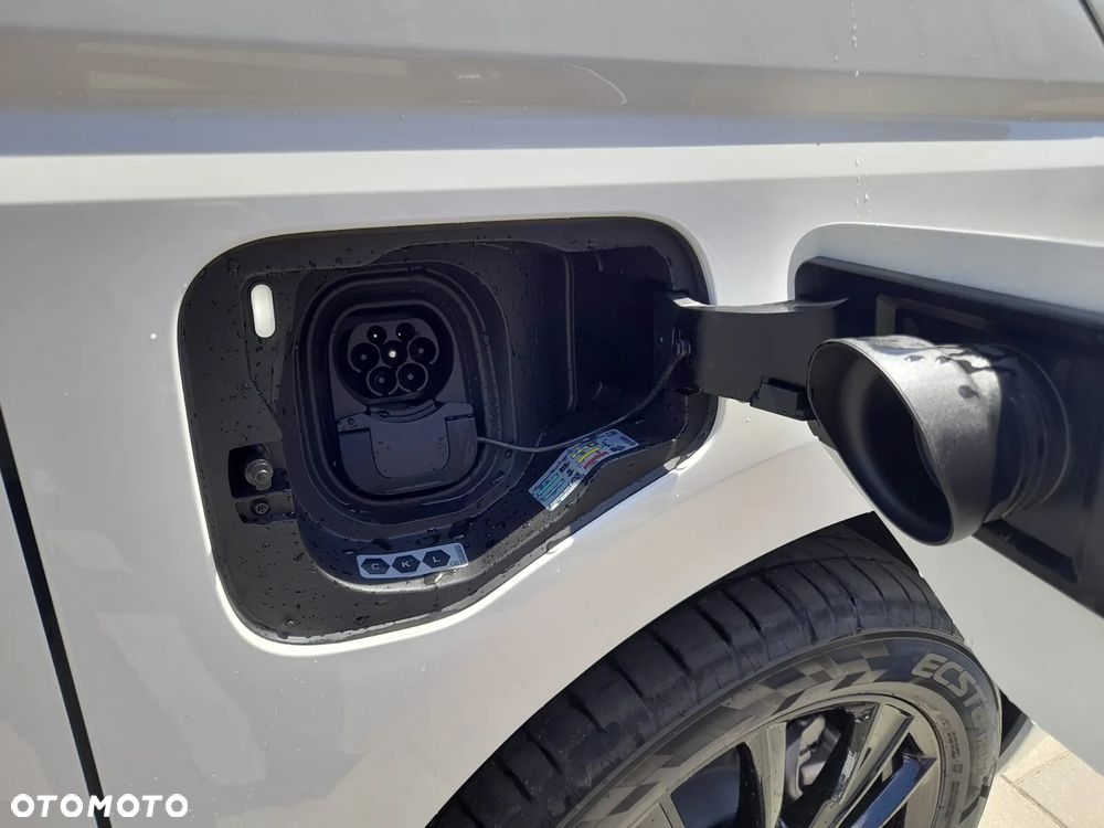 Volkswagen Multivan - 18